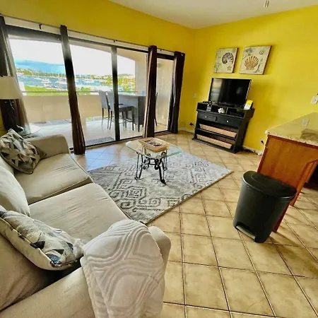 Beautiful 1Bed 1Bath Condo In Downtown Red Hook